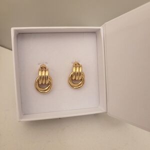 Heaven Mayhem Baby Knot Gold Earrings